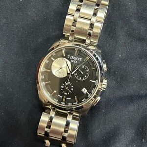 Authentic Men’s Tissot 1853 Chronograph Watch. Like new.
